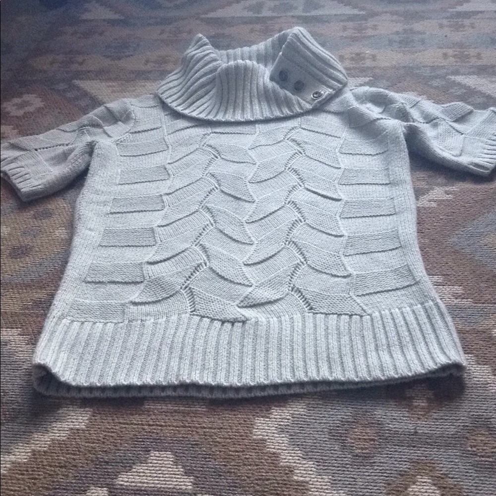 Short sleeve cowl sweater